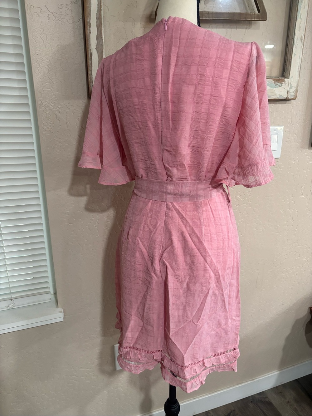 🔥Pink Ruffle Wrap Dress - Picture 3 of 7